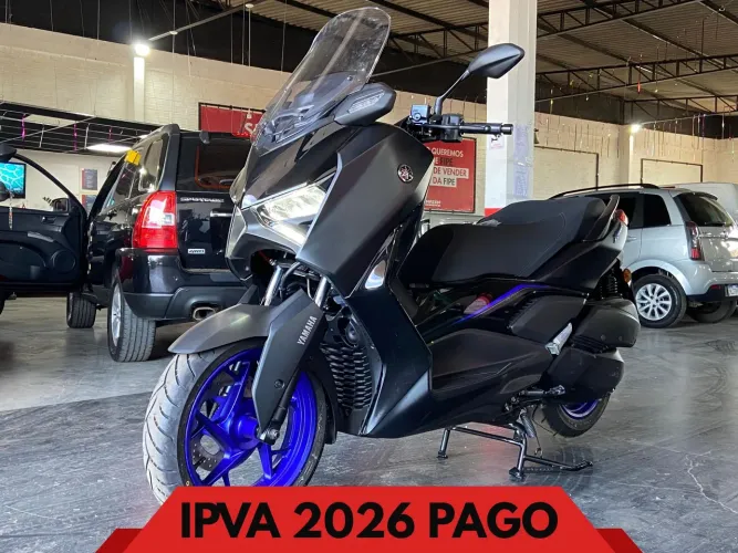 XMAX 300 CONNECTED PRETA 2025/2026