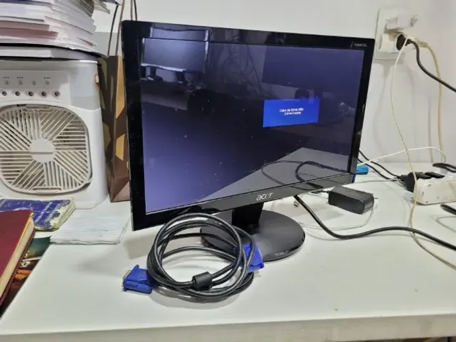 Monitor Acer 15,6" LCD VGA - Funcionando Normalmente