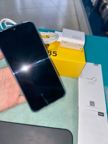 Celular Xiaomi Poco C85  8gb  256gb Nfc ?6.9? 6000 Mah Preto