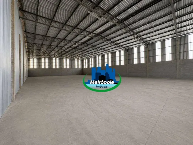 Galpão para alugar, 1600 m² por R$ 41.600/mês - Parque São Pedro - Itaquaquecetuba/SP