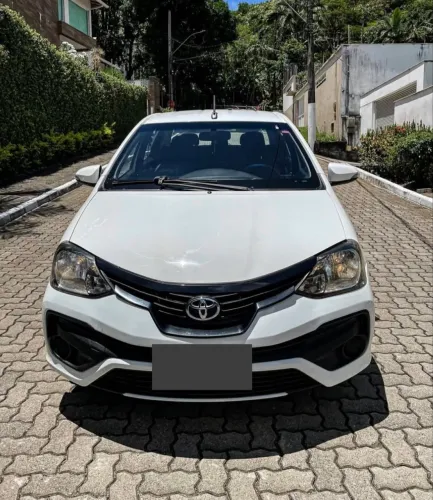 Toyota Etios X Plus Sedan 1.5 Flex 16V 4P Mec. 2019