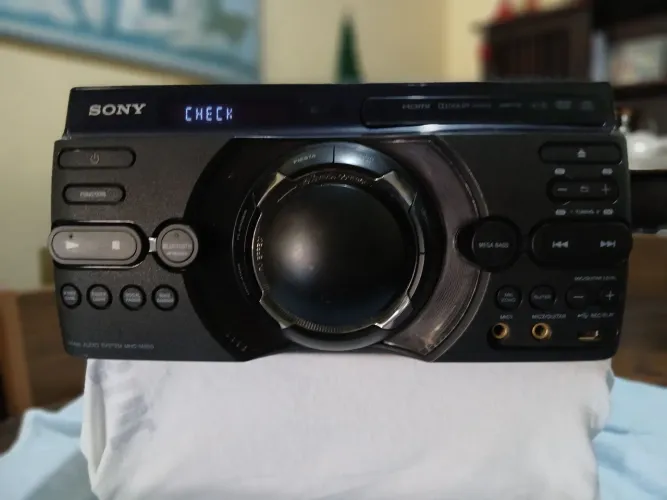 Mini System Sony modelo MHC-M80D (atenção leia a des<br><br>Alime)ntação: AC<br>Potência RMS 2150W