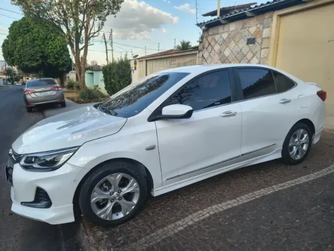 Chevrolet Onix Sedan Plus Premier 1.0 12V TB Flex Aut. 4P 2021