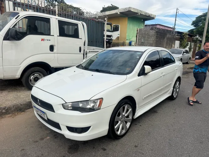 Mitsubishi Lancer 2.0 16V 160cv Aut. 2013