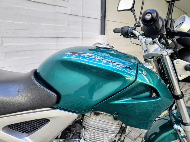 CBX 250 Twister
