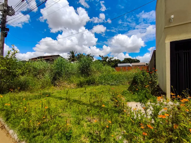 Terreno de 360m² á venda no Setor Vilage Santa Rita - Goiânia - GO