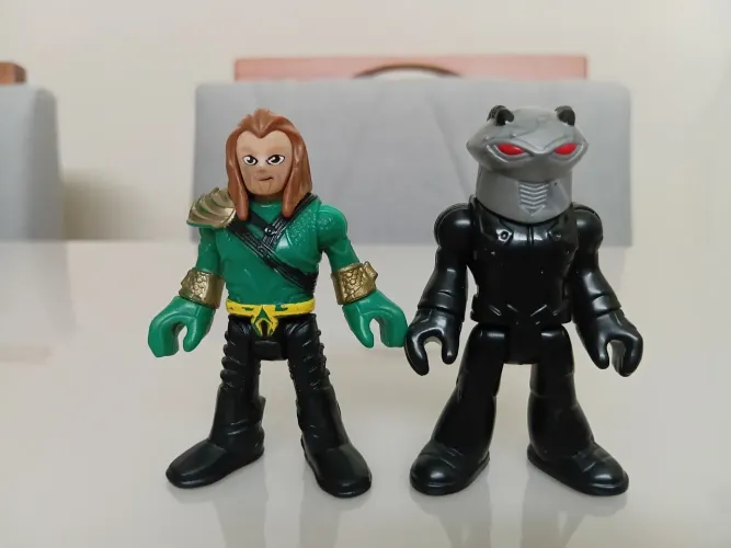 Imaginext DC Super Friends - Aquaman e o vilão Manta Negra (Black Manta)