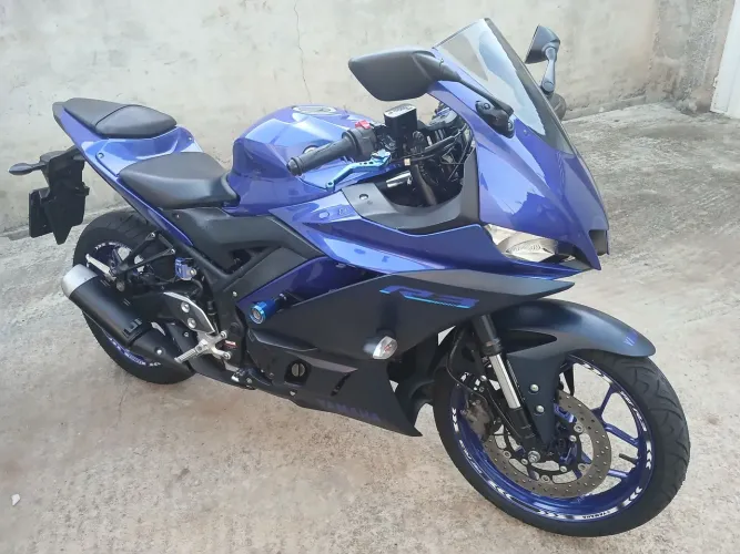 Moto Yamaha yzf r3 2022/2023 Azul oportunidade