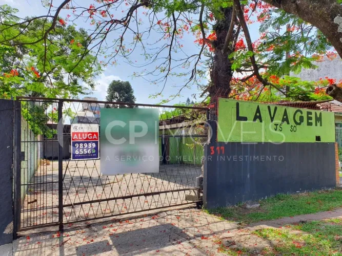 Terreno em Porto Alegre, no bairro São João, para locação.