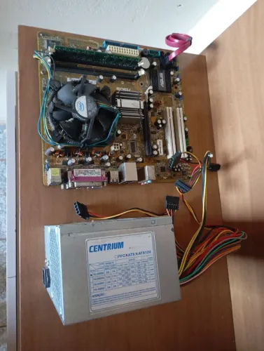Placa Mãe + Fonte de Pc