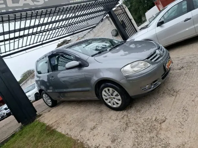 Volkswagen Fox Plus 1.0mi/ 1.0mi Total Flex 8V 4P 2005