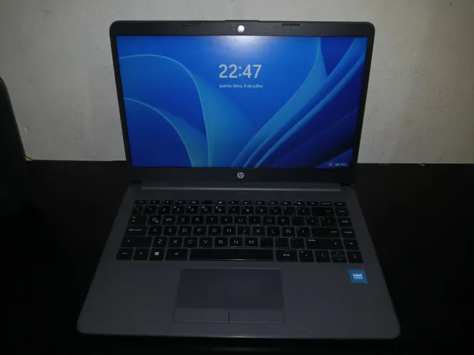 Notebook HP 240 G9 14" - 8 GB RAM + SSD 240 GB