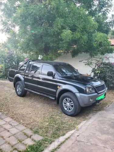 Mitsubishi L200 Outdoor HPE 2.5 4X4 CD T.dies. Mec. 2009
