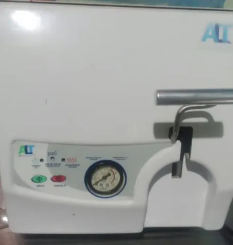 Autoclave Alt 5 litros usada