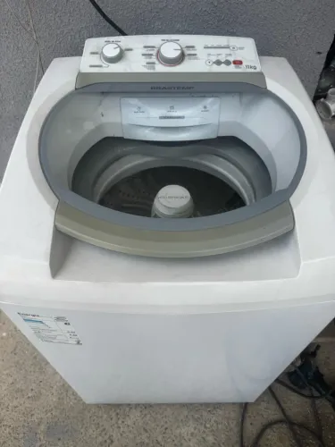 Vendo máquina de lavar Brastemp 11 kg 