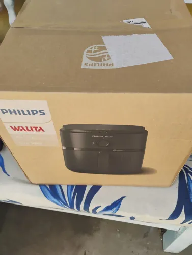 Vende se uma Air fray Philips Walita valor 400