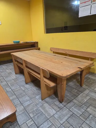 Mesa infantil pra refeição 