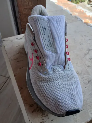 Tênis Nike Zoom Pegasus feminino N38