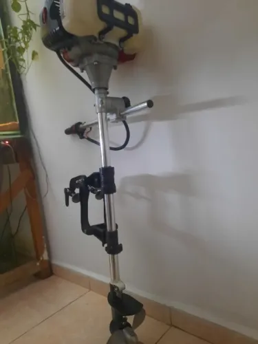 Motor toyama 3 HP 62cc