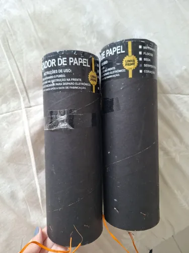 Serpentina de papel azul