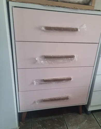 Comoda nova peça mostruário