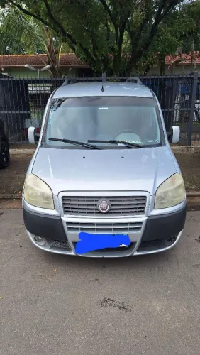 Fiat Doblo Essence 1.8 Flex 16V 5P 2012
