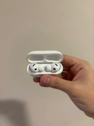AIR PODS PRO 3