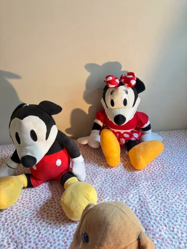 Mikey é minei de pelúcia