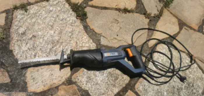 Serrote elétrico dexter top pouco uso desapegando 