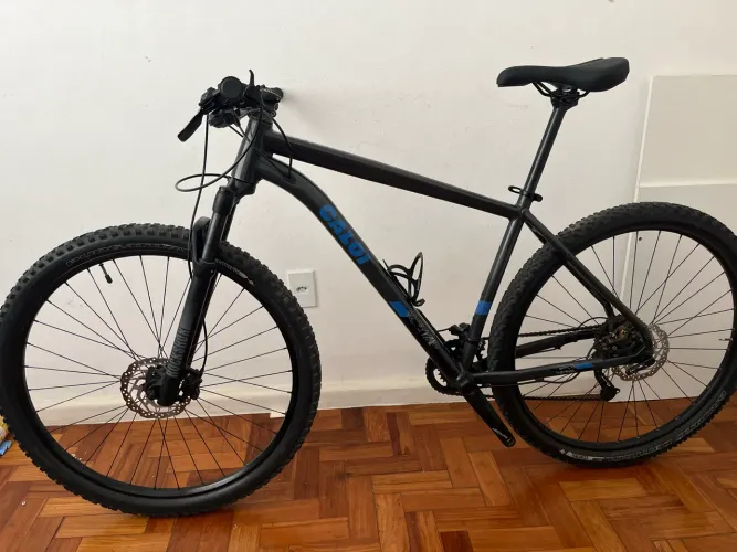 Caloi explorer c/ ROCK SHOX JUDY