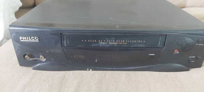 Vídeo cassete PHILCO PVC 4H10 com defeito VÍDEO VHS