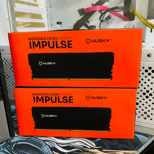 Memroia ram 8gb 1 uma so 600 as duas 1.200