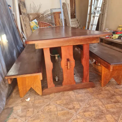 Vendo Mesa grande em Madeira