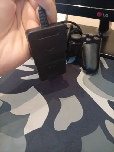 Controle de PS2 com adptador para usb