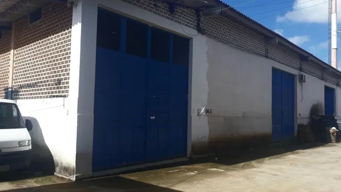Galpão seguro na melhor região no bairro do tabuleiro 