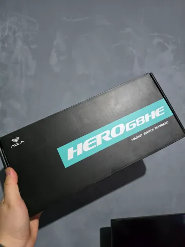 Teclado MAGNÉTICO AULA HERO68HE - Novo