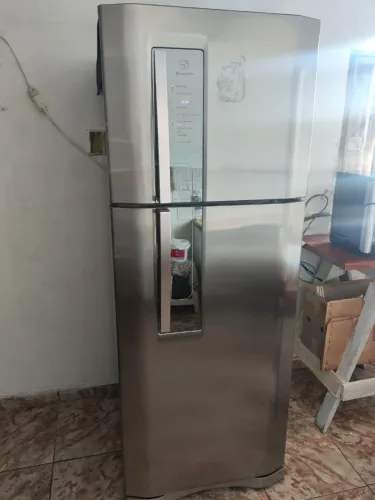 Geladeira Electrolux