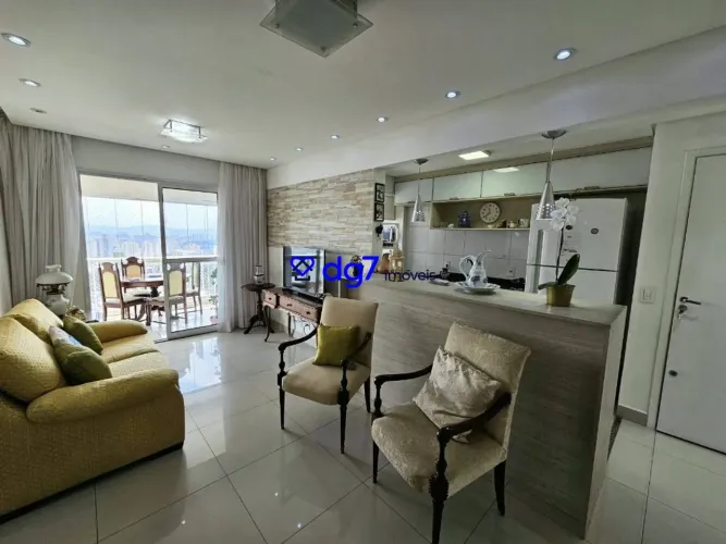Apartamento com vista livre no Bonfiglioli