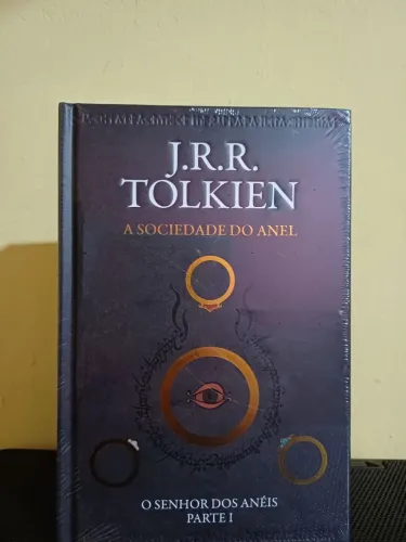 Livro O Senhor dos Anéis - LACRADO - NOVO