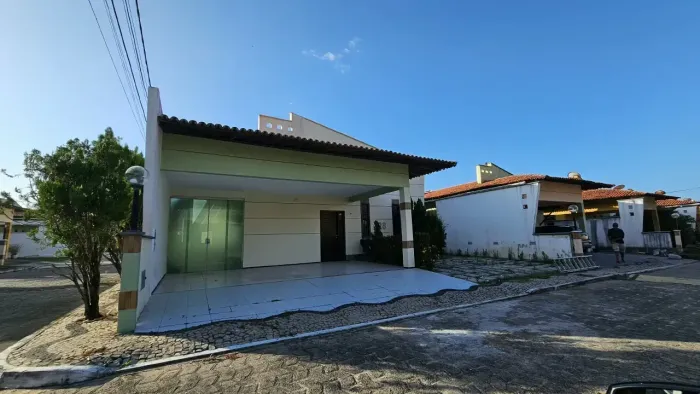 Casa em Condomínio Fechado, 3 quartos