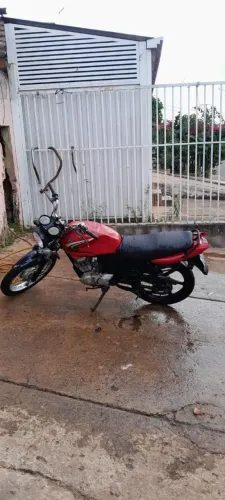 Vendo moto YBR 125 tem papel dela aqui leilão 