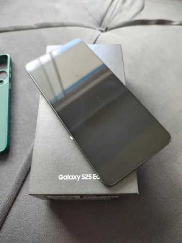 Samsung S25 Edge 