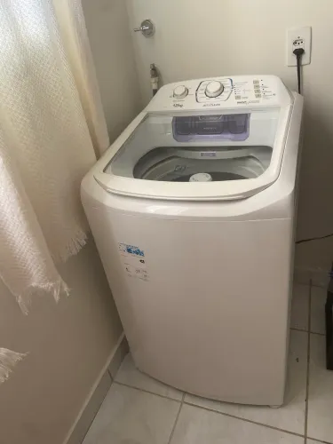 Máquina de lavar seminova