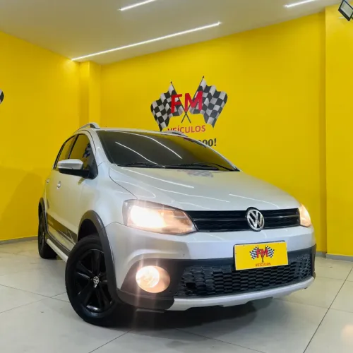 Volkswagen Crossfox 1.6 MI Total Flex 8V 5P 2011