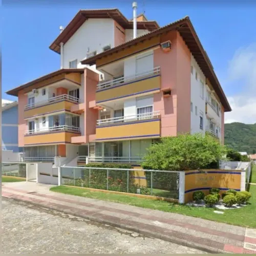 Apartamento no Balneário dos Açores: 1 Dormitório, Garagem Livre e Coberta e Hobby Box