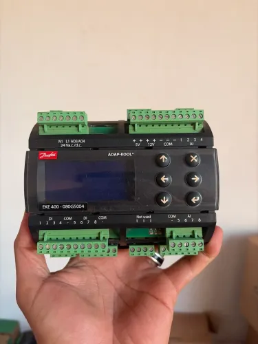 Controlador Danfoss ADAP-KOOL EKE 400