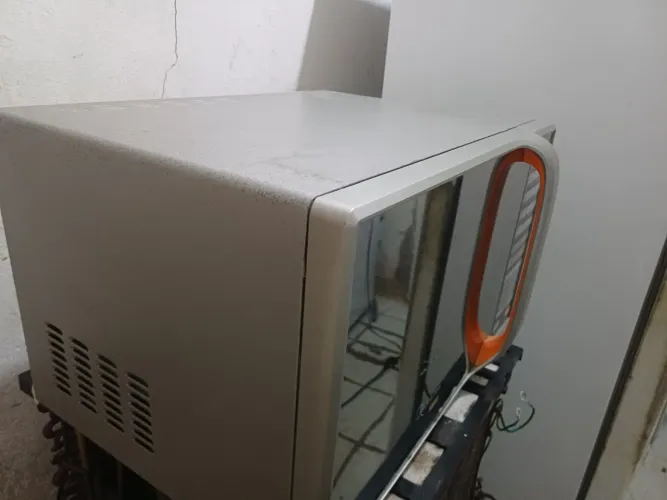 Micro-ondas Midea 30 litros
