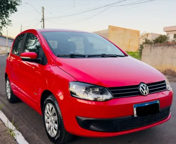 Volkswagen Fox 1.0 MI Total Flex 8V 5P 2014