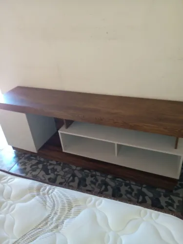 Rak conservado pouco uso , med. 1.82m comp por 56cm alt. por 40cm larg .