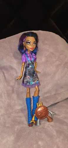 Boneca monster high Robecca steam art class original 